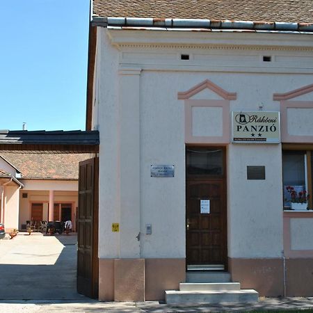 Rakoczi Panzio Hotel Debreţin Exterior foto